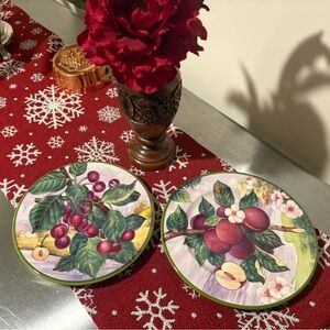 Festive Hand-painted Italian Plate Set with Fruit Design